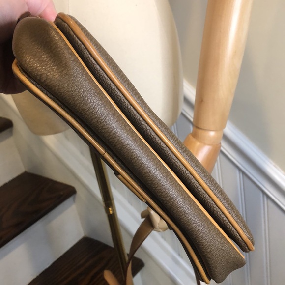 LANCEL PARIS Vintage Shoulder Bag Made In Italy - Picture 7 of 17